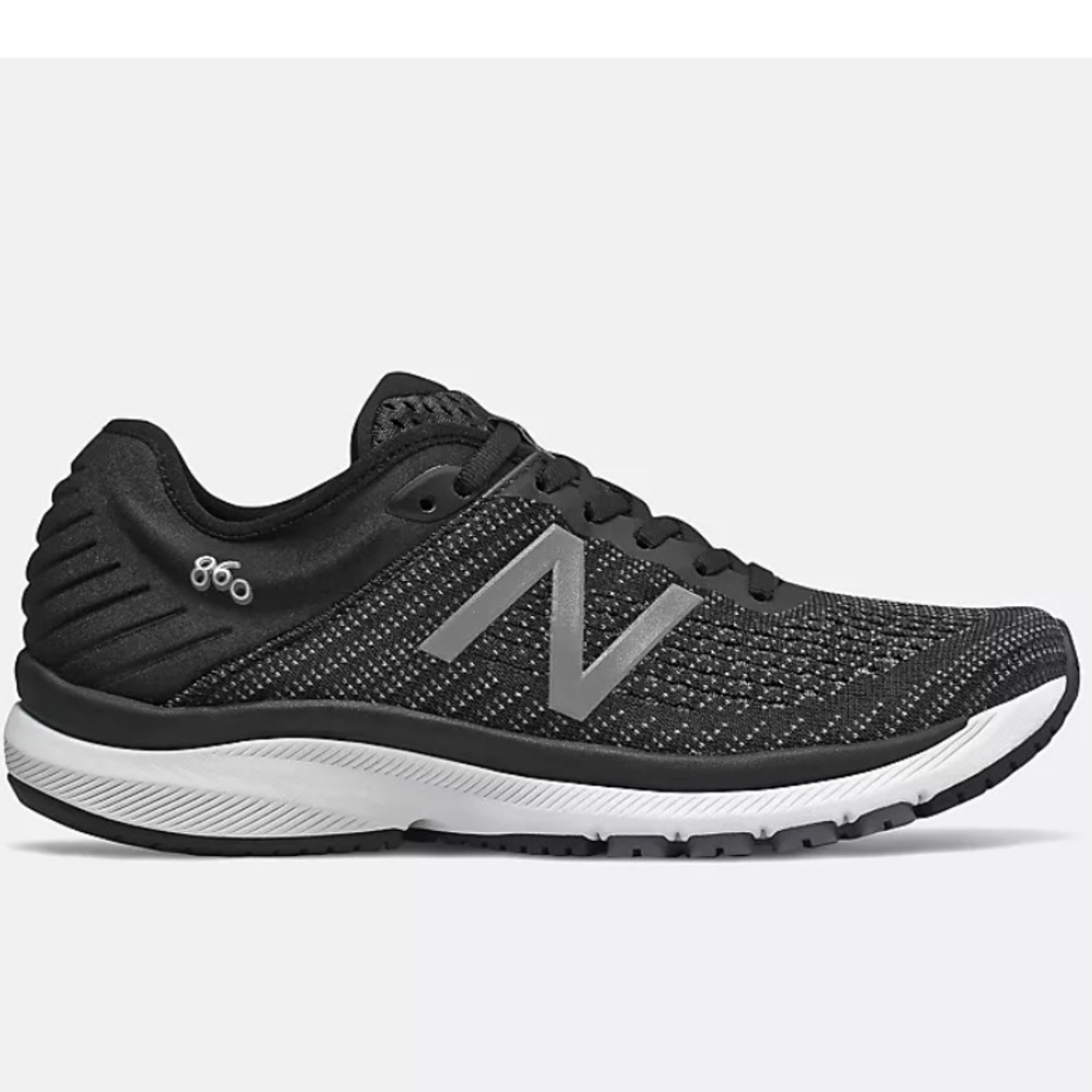 Women’s New Balance 860 v10 Stability Running Shoe  - 10 Wide - Black